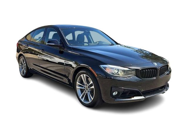 Thumbnail: 2016 BMW 3 Series - 21