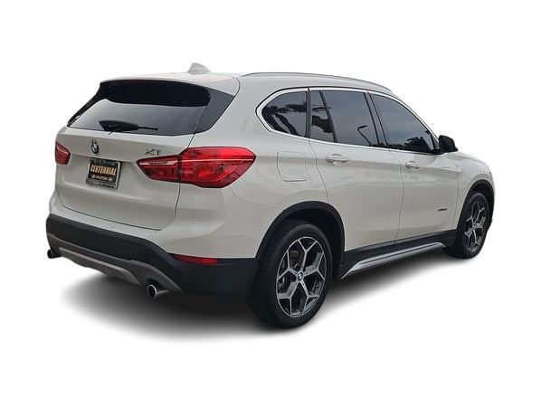 Thumbnail: 2018 BMW X1 - 24