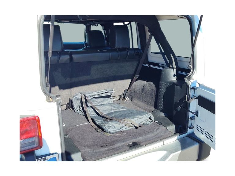 Thumbnail: 2017 Jeep Wrangler - 16