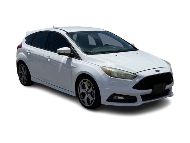 Thumbnail: 2016 Ford Focus - 20