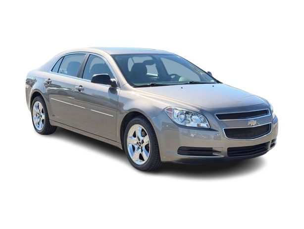 Thumbnail: 2012 Chevrolet Malibu - 18