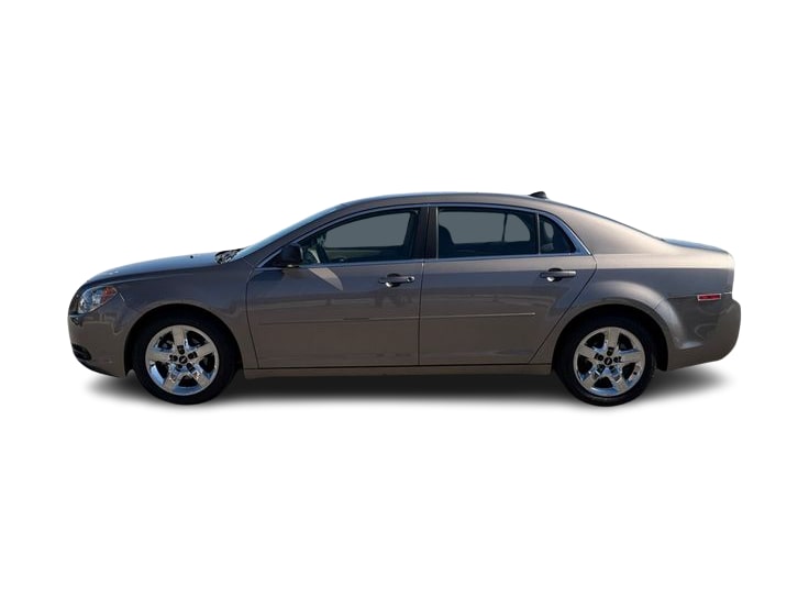 Thumbnail: 2012 Chevrolet Malibu - 3