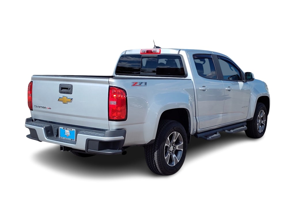 Thumbnail: 2017 Chevrolet Colorado - 18