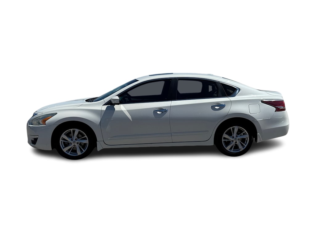 Thumbnail: 2015 Nissan Altima - 3