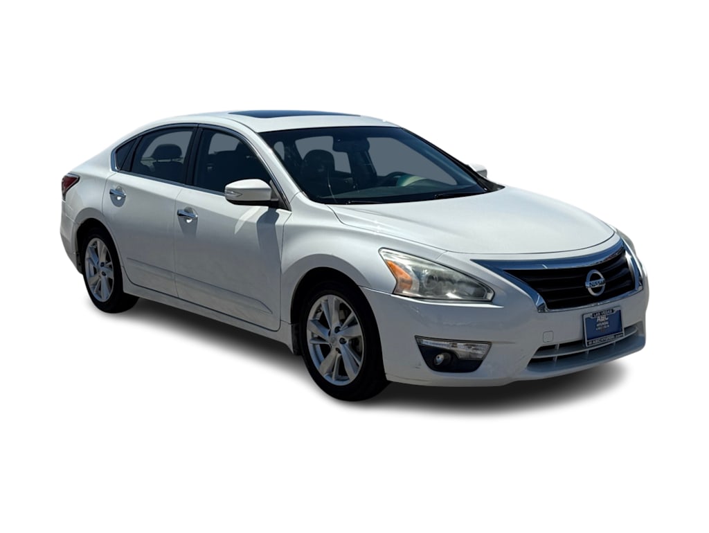 Thumbnail: 2015 Nissan Altima - 20
