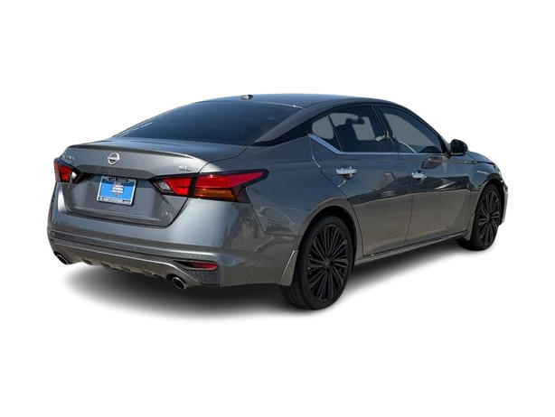 Thumbnail: 2024 Nissan Altima - 18