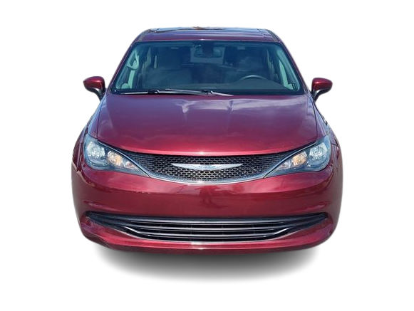 Thumbnail: 2020 Chrysler Voyager - 6