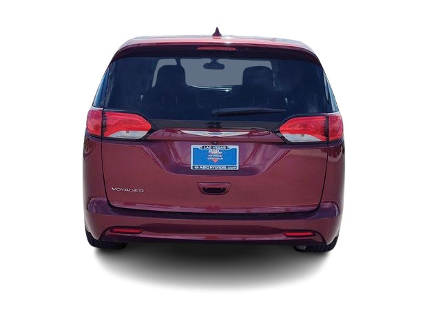 Thumbnail: 2020 Chrysler Voyager - 5