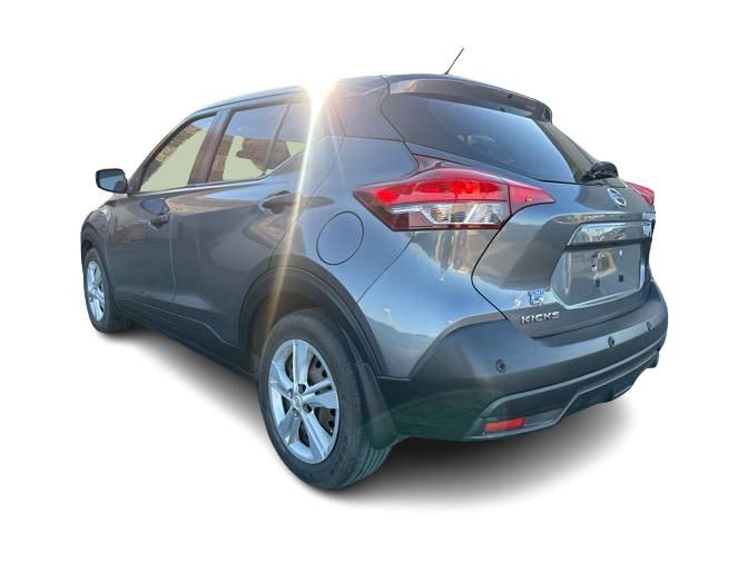 Thumbnail: 2020 Nissan Kicks - 4