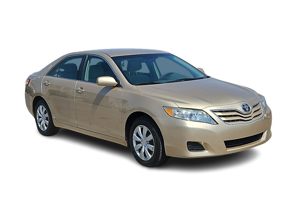 2011 Toyota Camry LE 21