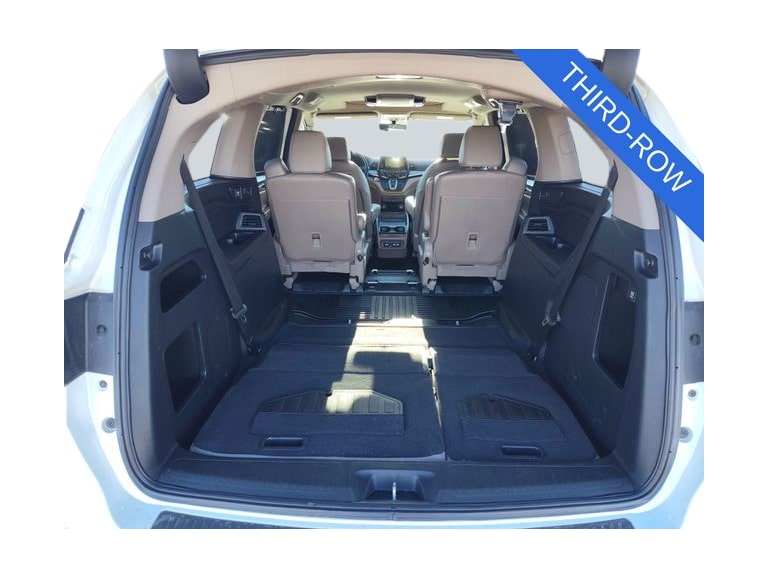 Thumbnail: 2018 Honda Odyssey - 16