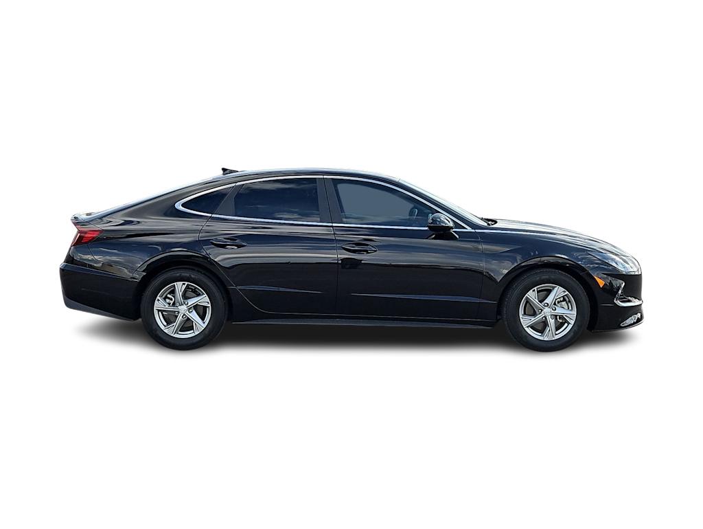 2022 Hyundai Sonata SE 22