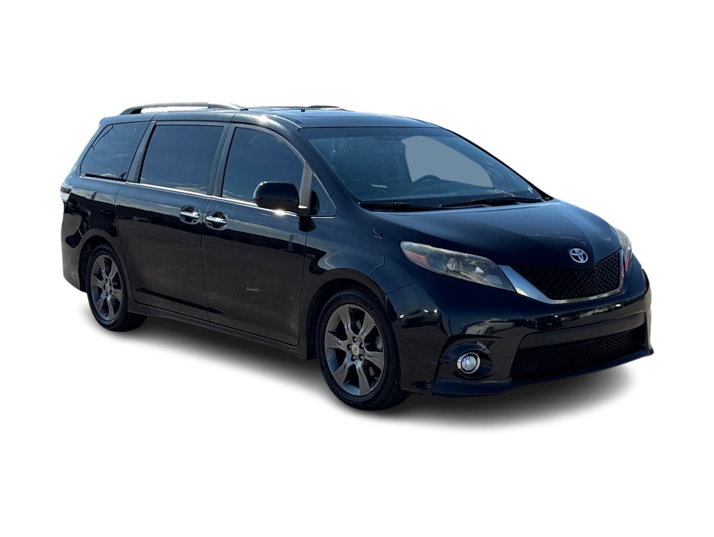 Thumbnail: 2016 Toyota Sienna - 20