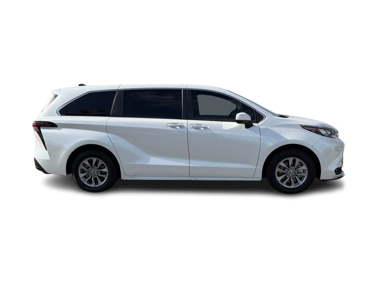 Thumbnail: 2025 Toyota Sienna - 18