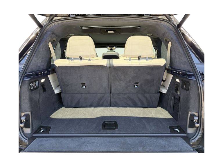Thumbnail: 2019 BMW X7 - 16