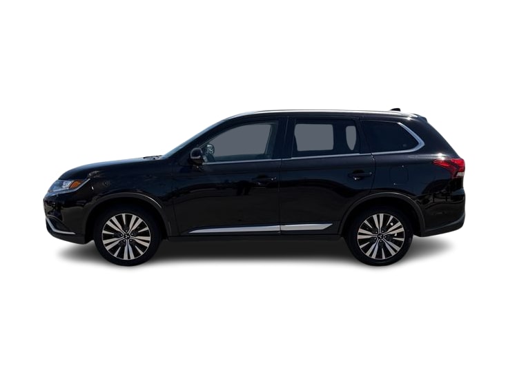 Thumbnail: 2019 Mitsubishi Outlander - 3