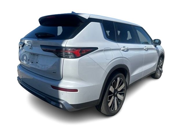 Thumbnail: 2025 Mitsubishi Outlander - 16