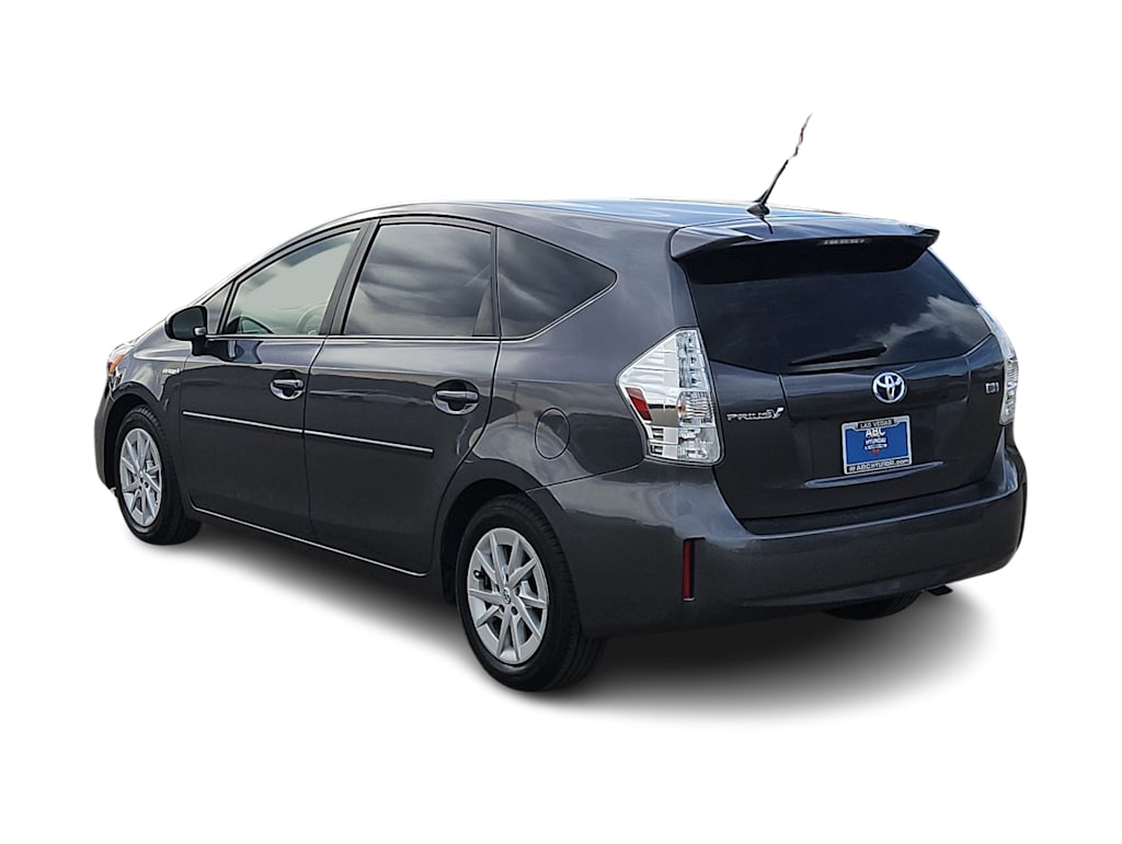 2012 Toyota Prius v Five 4