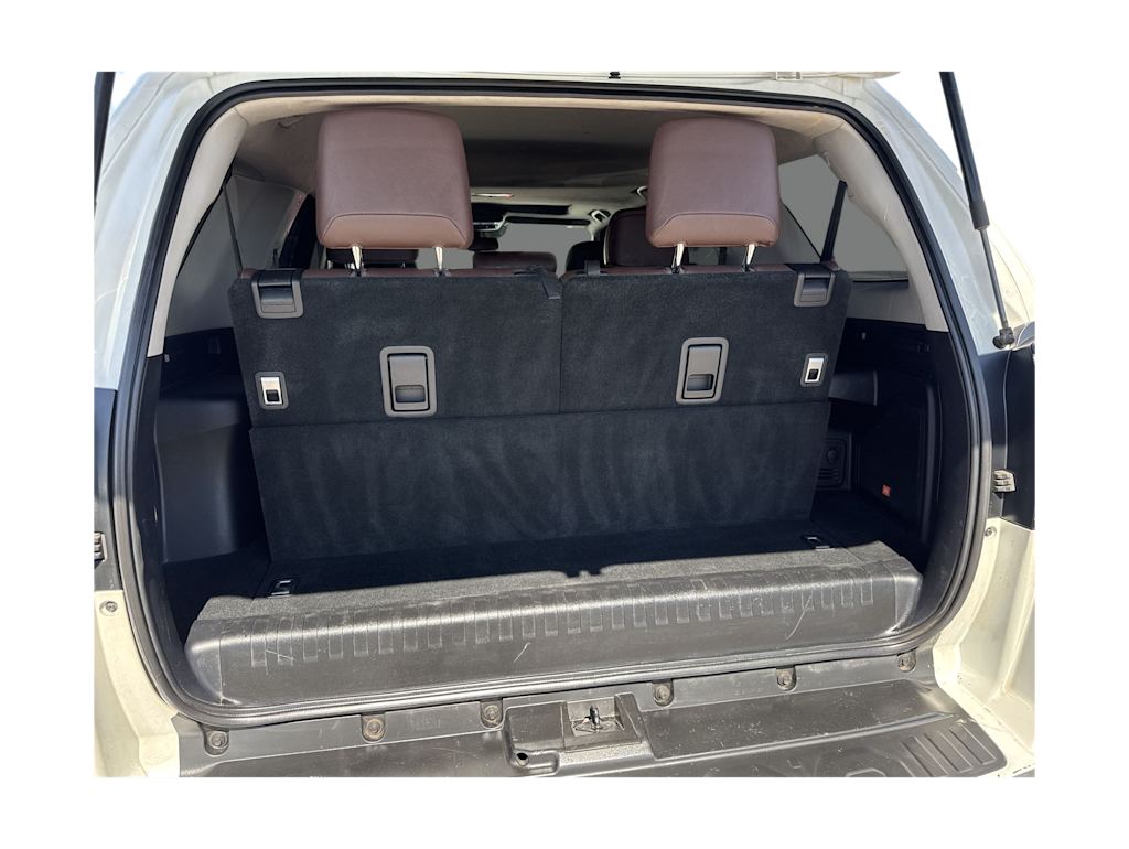 Thumbnail: 2016 Toyota 4Runner - 15