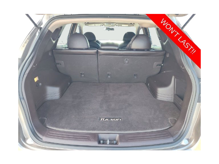 Thumbnail: 2010 Hyundai Tucson - 11