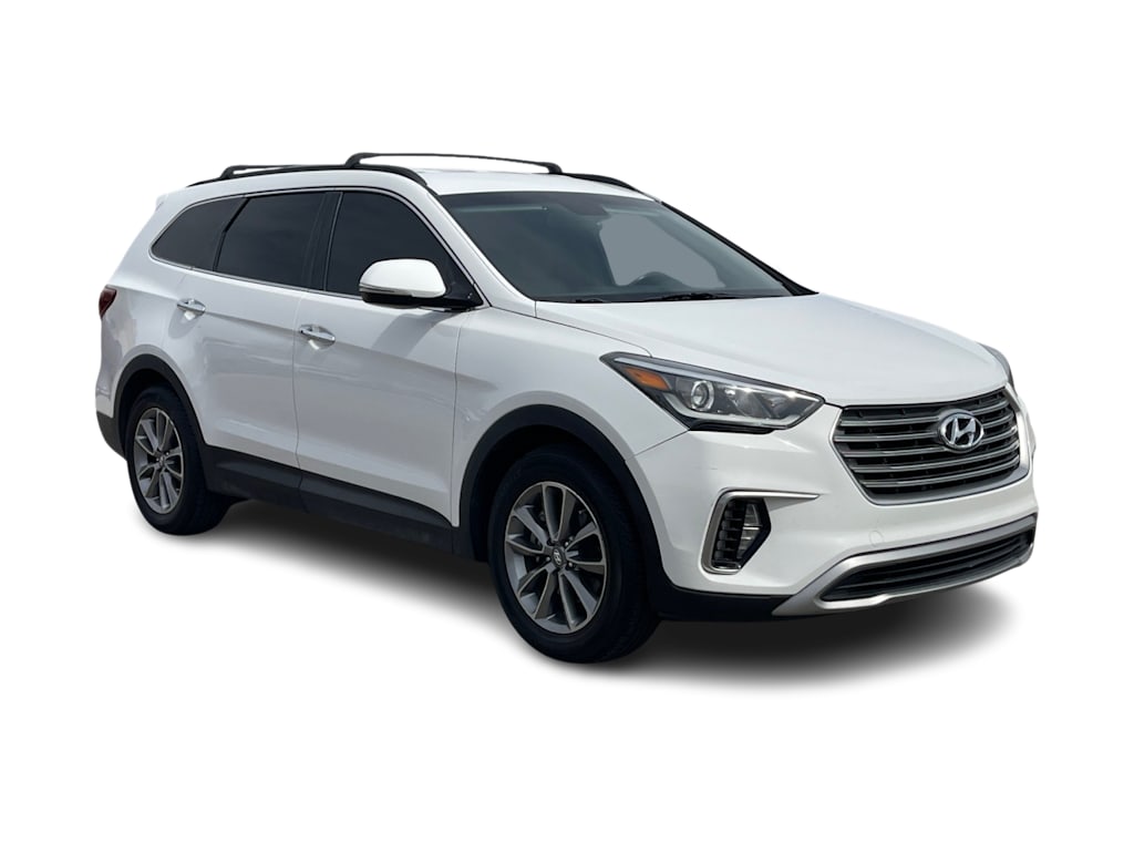 2017 Hyundai Santa Fe SE 17