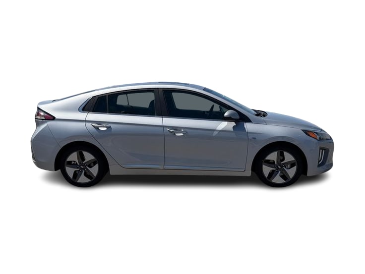 Thumbnail: 2020 Hyundai Ioniq - 18