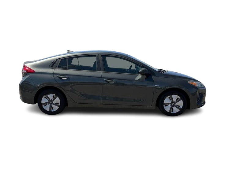 Thumbnail: 2020 Hyundai Ioniq - 19