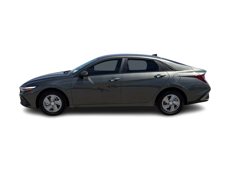 Thumbnail: 2026 Hyundai Elantra - 3