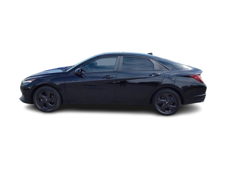 Thumbnail: 2023 Hyundai Elantra - 3