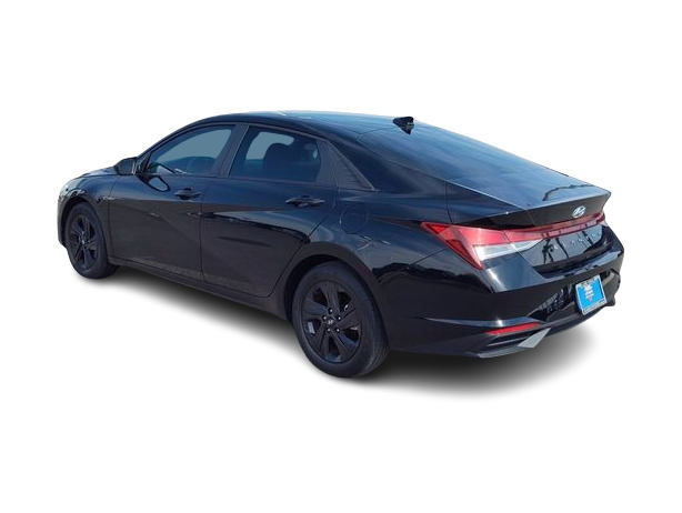 Thumbnail: 2023 Hyundai Elantra - 4
