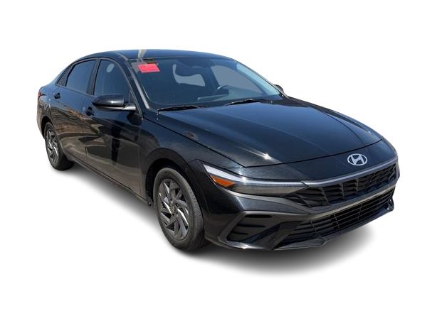 Thumbnail: 2024 Hyundai Elantra - 18