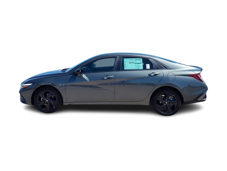 Thumbnail: 2026 Hyundai Elantra - 3