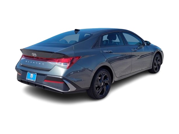 Thumbnail: 2026 Hyundai Elantra - 17