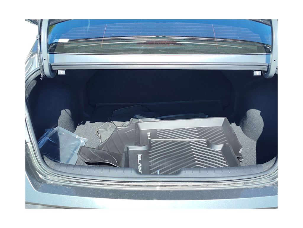 Thumbnail: 2025 Hyundai Elantra - 16