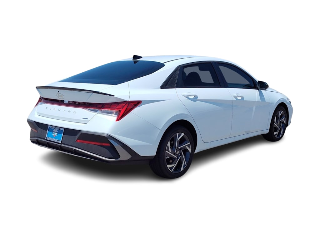 Thumbnail: 2025 Hyundai Elantra - 17