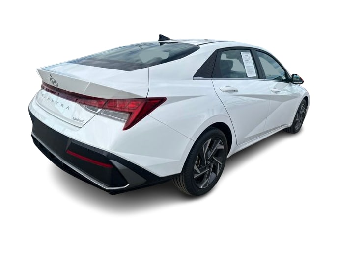 Thumbnail: 2025 Hyundai Elantra - 14