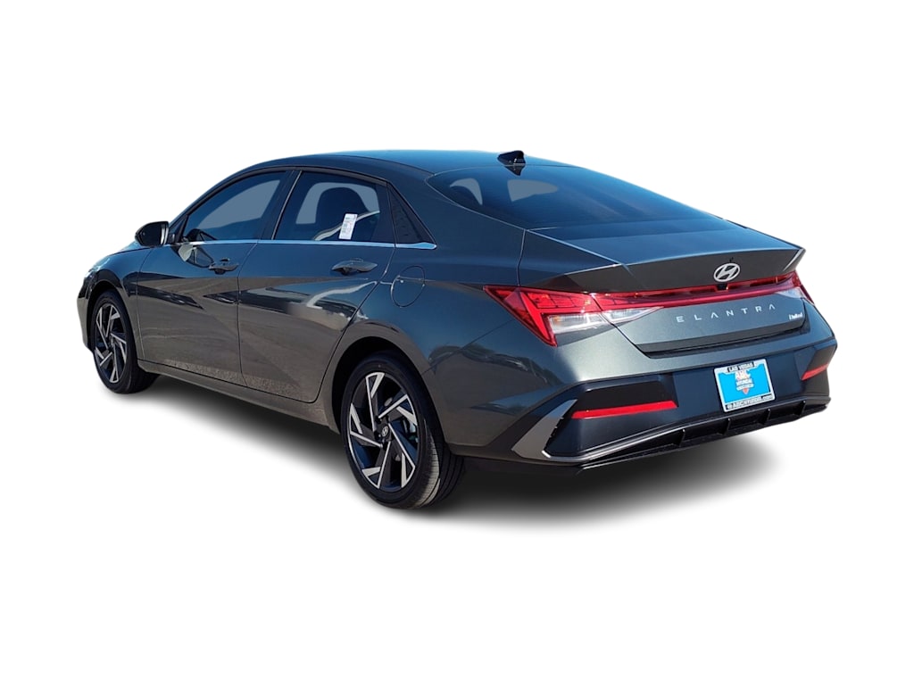 Thumbnail: 2026 Hyundai Elantra - 4