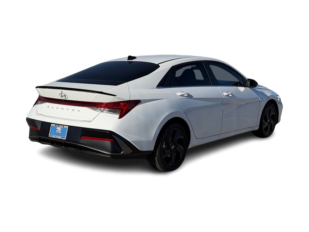 Thumbnail: 2026 Hyundai Elantra - 18