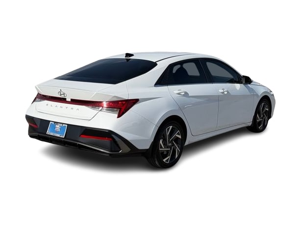 Thumbnail: 2025 Hyundai Elantra - 18