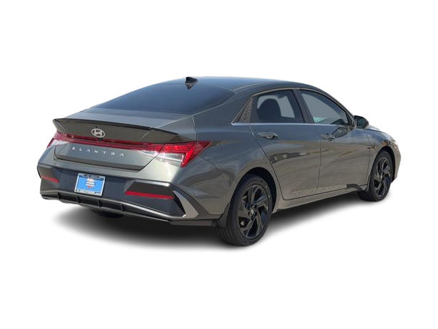 Thumbnail: 2026 Hyundai Elantra - 17