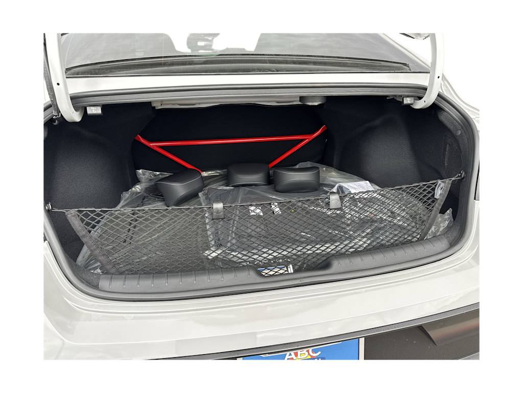 Thumbnail: 2025 Hyundai Elantra - 15