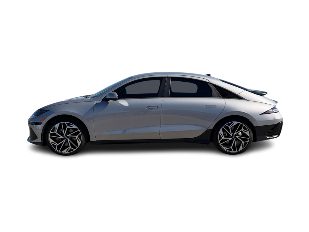 Thumbnail: 2023 Hyundai Ioniq 6 - 3