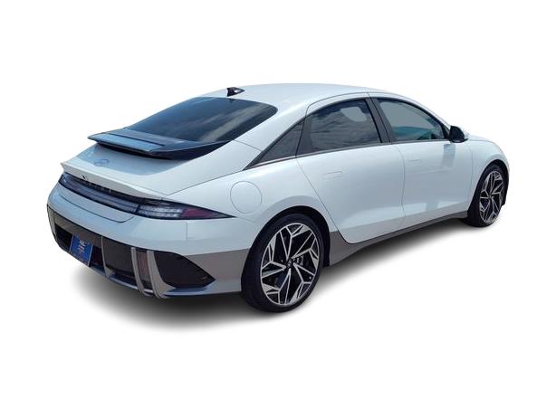 Thumbnail: 2023 Hyundai Ioniq 6 - 18