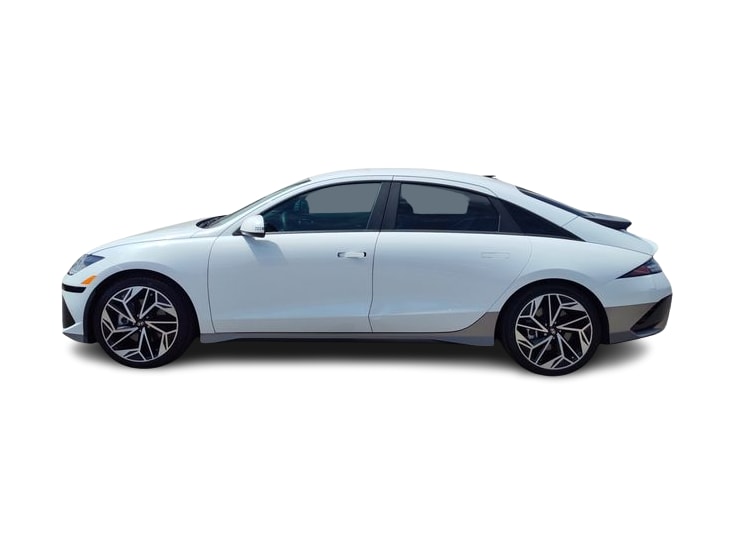 Thumbnail: 2023 Hyundai Ioniq 6 - 3