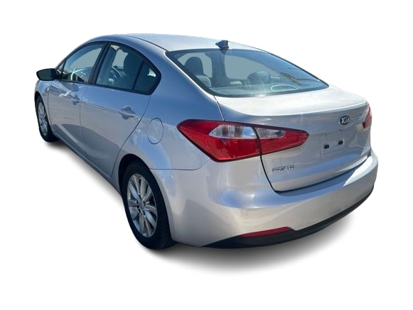 Thumbnail: 2016 Kia Forte - 4