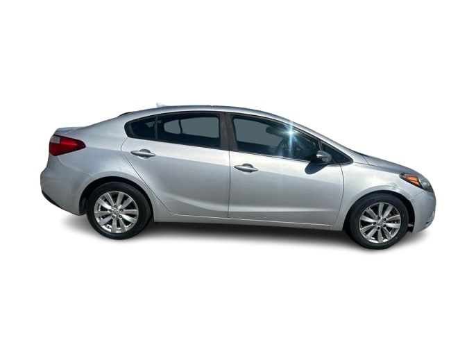 Thumbnail: 2016 Kia Forte - 14