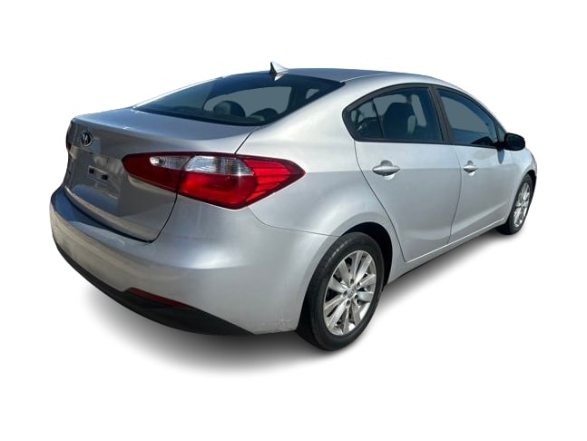 Thumbnail: 2016 Kia Forte - 15