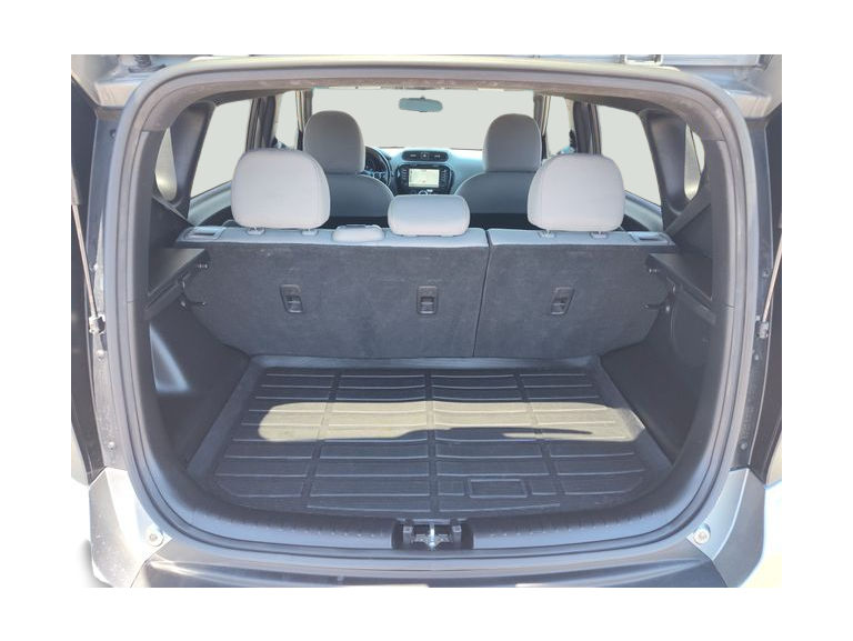Thumbnail: 2015 Kia Soul - 17