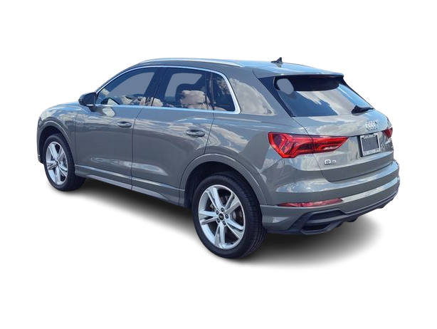 Thumbnail: 2023 Audi Q3 - 4