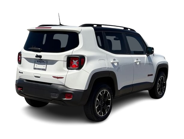 Thumbnail: 2023 Jeep Renegade - 17